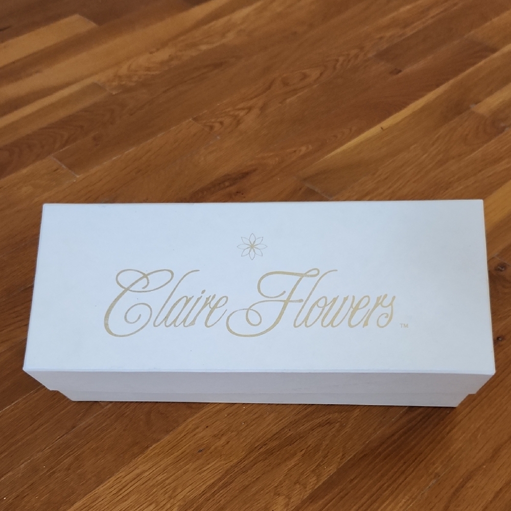 Claire Flowers Nude Leather Flats - Picture 3 of 12